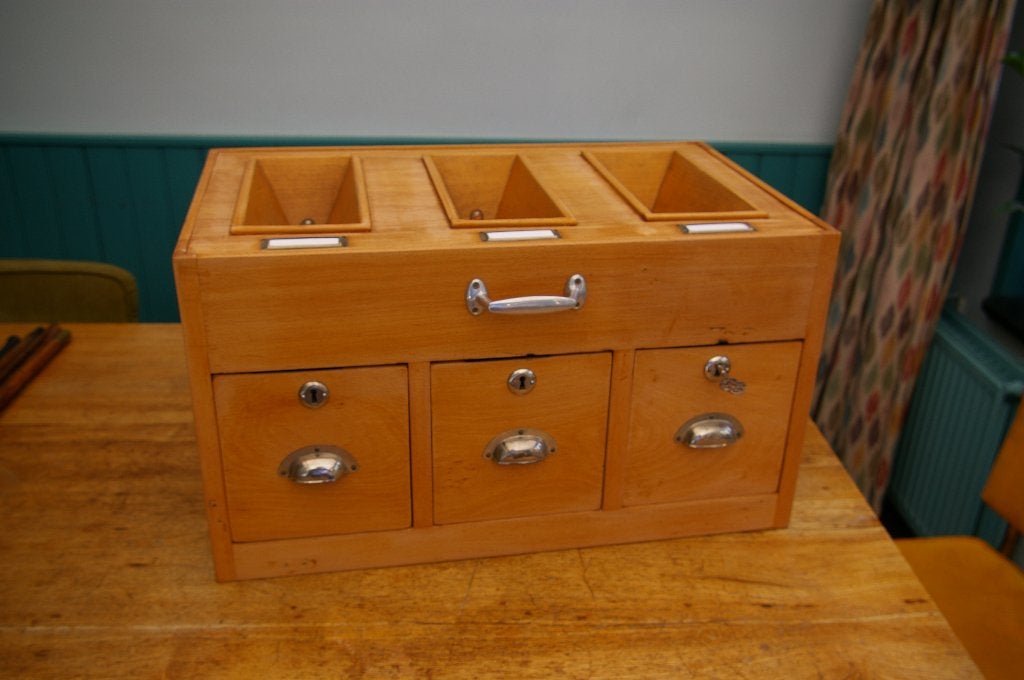 Houten Ladekastje Collecte kastje, Ophalen