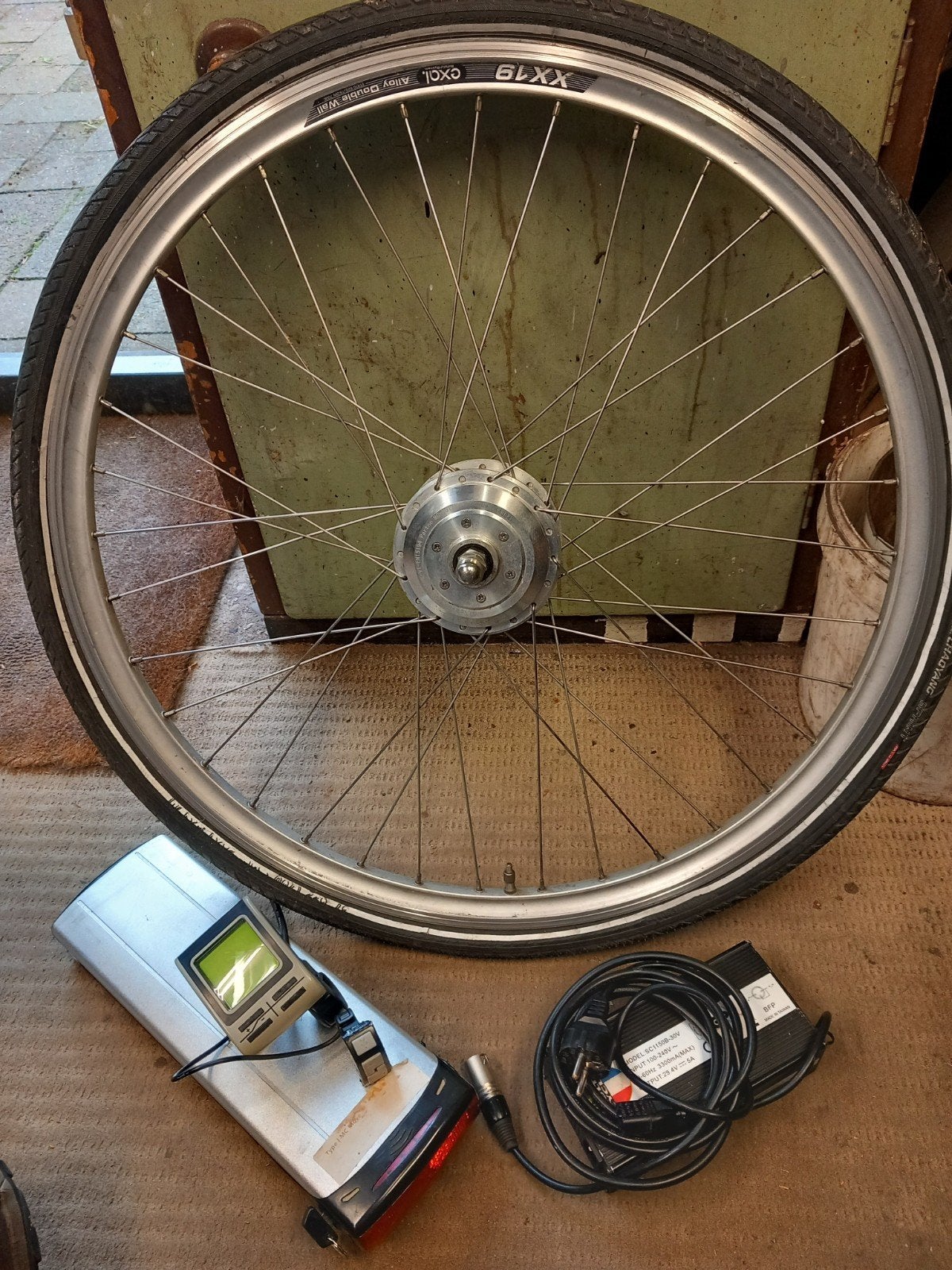 voorwiel 28" van MC Electrische fiets met accu en Display, Gebruikt, Multicycle, Aluminium, Ophalen