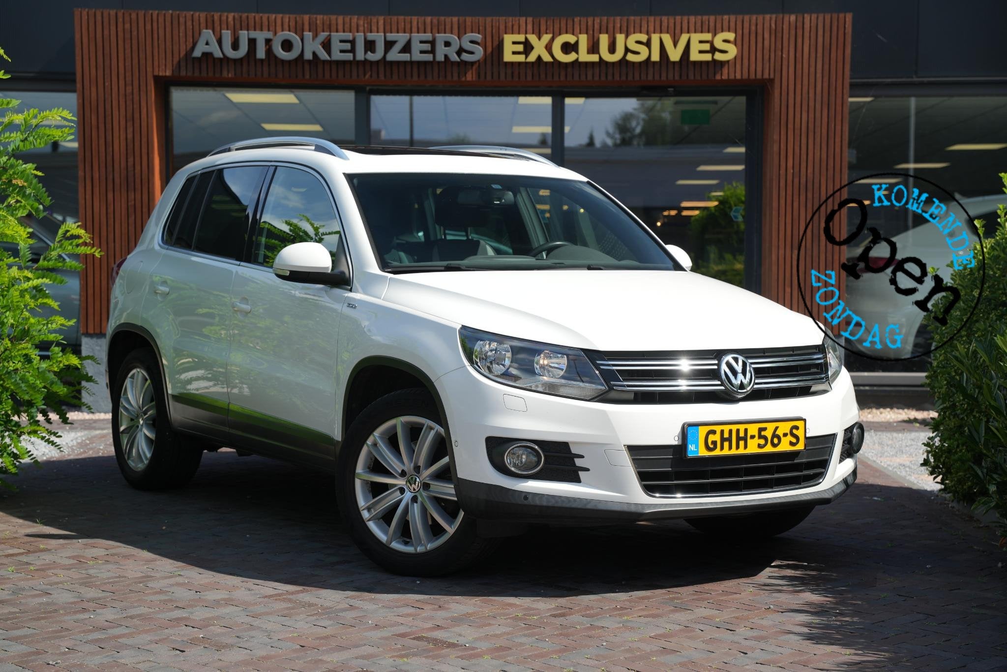 Volkswagen Tiguan 1.4 TSI Sport&Style line Edition dakrails, Voorwielaandrijving, Euro 5, 15 km/l, Automatische klimaatregeling