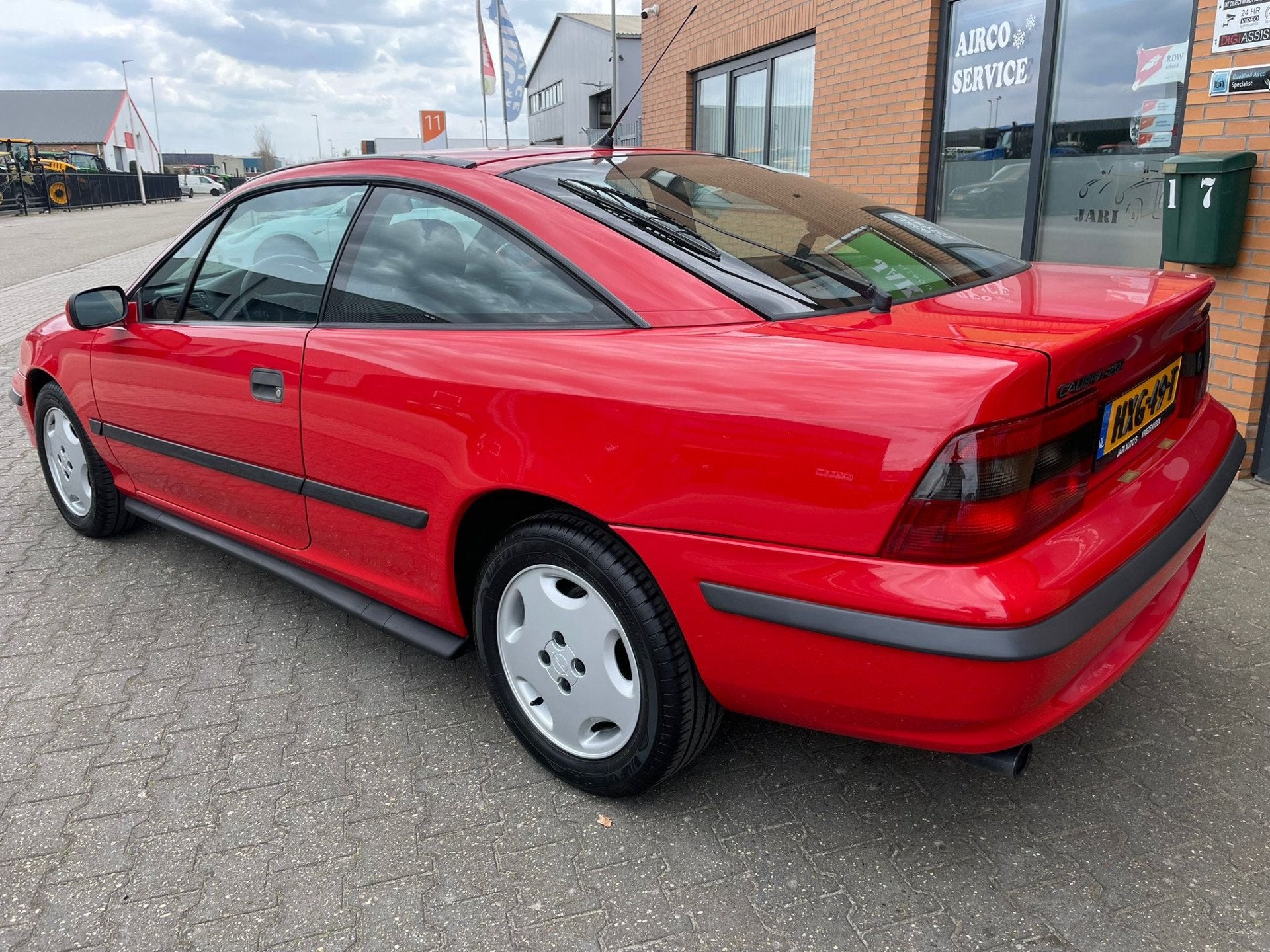 Opel Calibra 2.0i Bloedrood en bloedmooi (bj 1992), foto 5