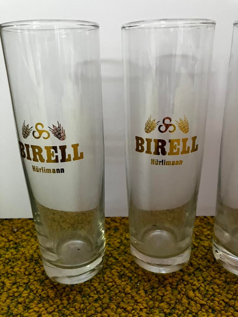 6 Vintage Zwitserse Hurlimann bierglazen uit de jaren 60, Ophalen of Verzenden, Zo goed als nieuw, Bierglas