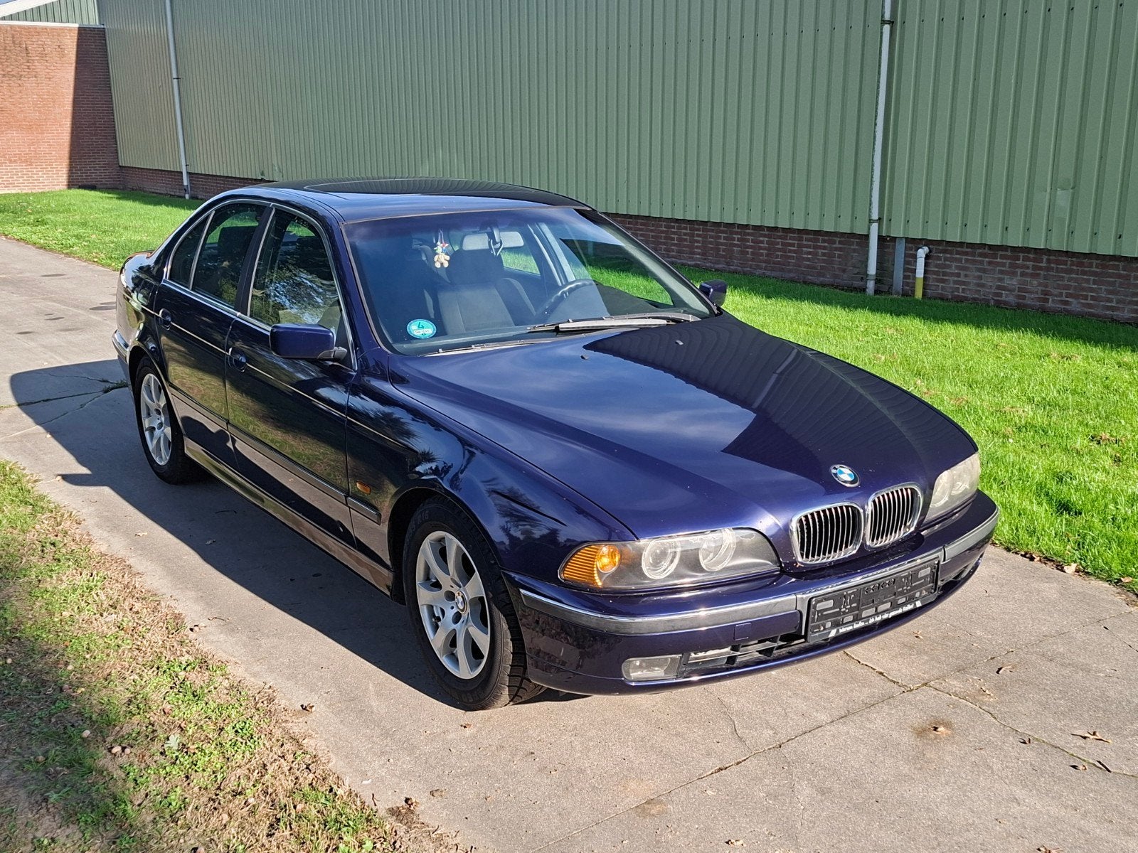 BMW e39 523i M52B25 Handgeschakeld, Auto's, 2494 cc, Blauw, Bedrijf, Handgeschakeld