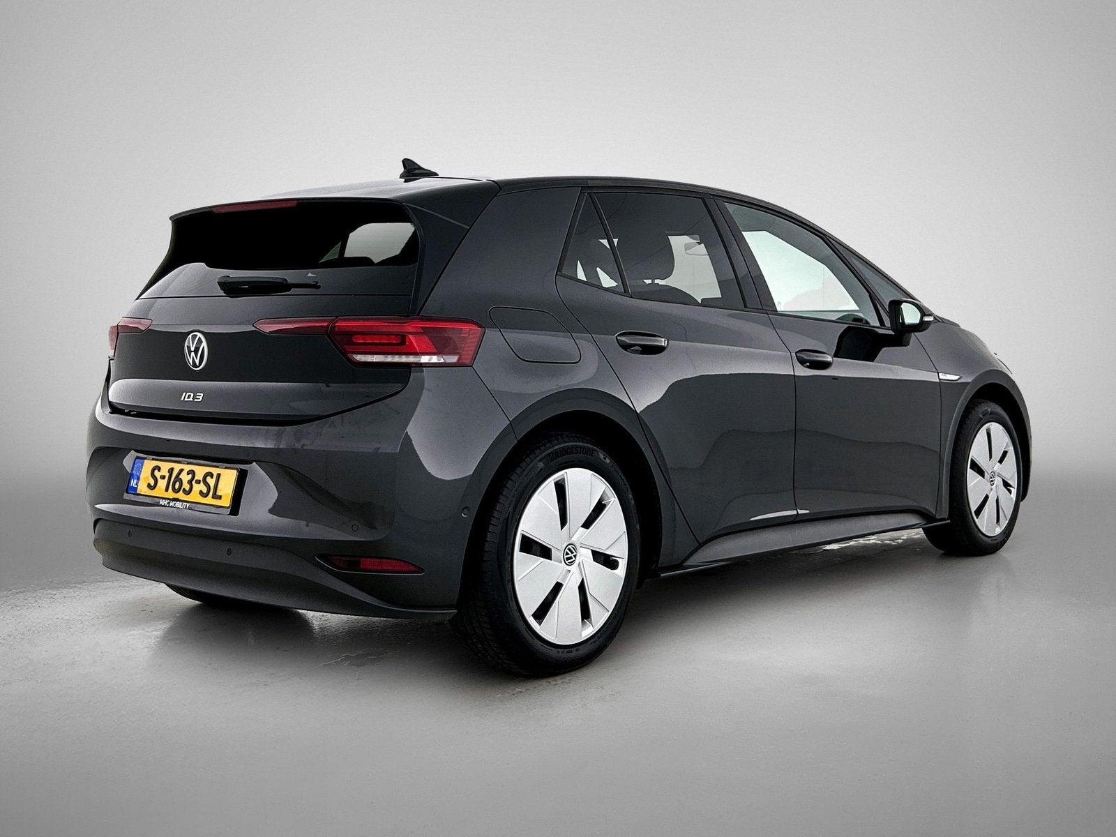 Volkswagen ID.3 Pro Edition 58 kWh | Warmtepomp | 12 maanden, Auto's, Stof, Gebruikt, Zwart, 23 min
