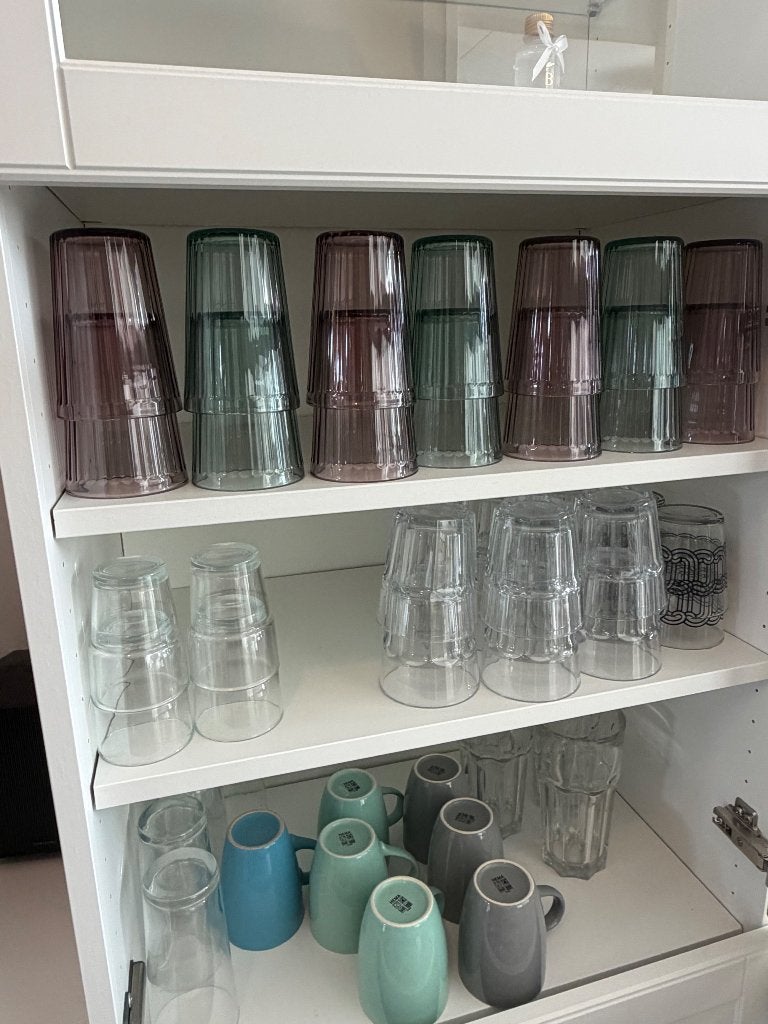 Ikea glazen, Ophalen