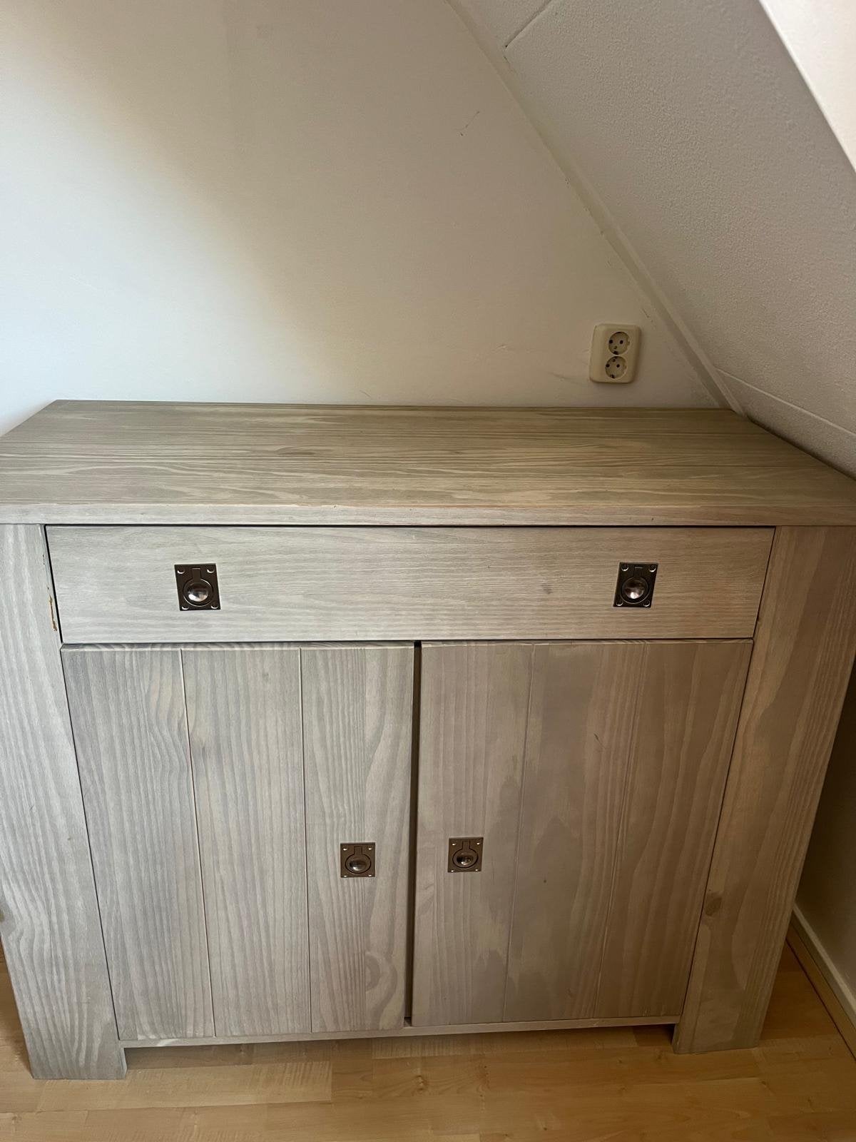 Commode en kledingkast - white wash grenen, Ophalen, 50 tot 70 cm, 105 cm of meer, 100 cm of meer