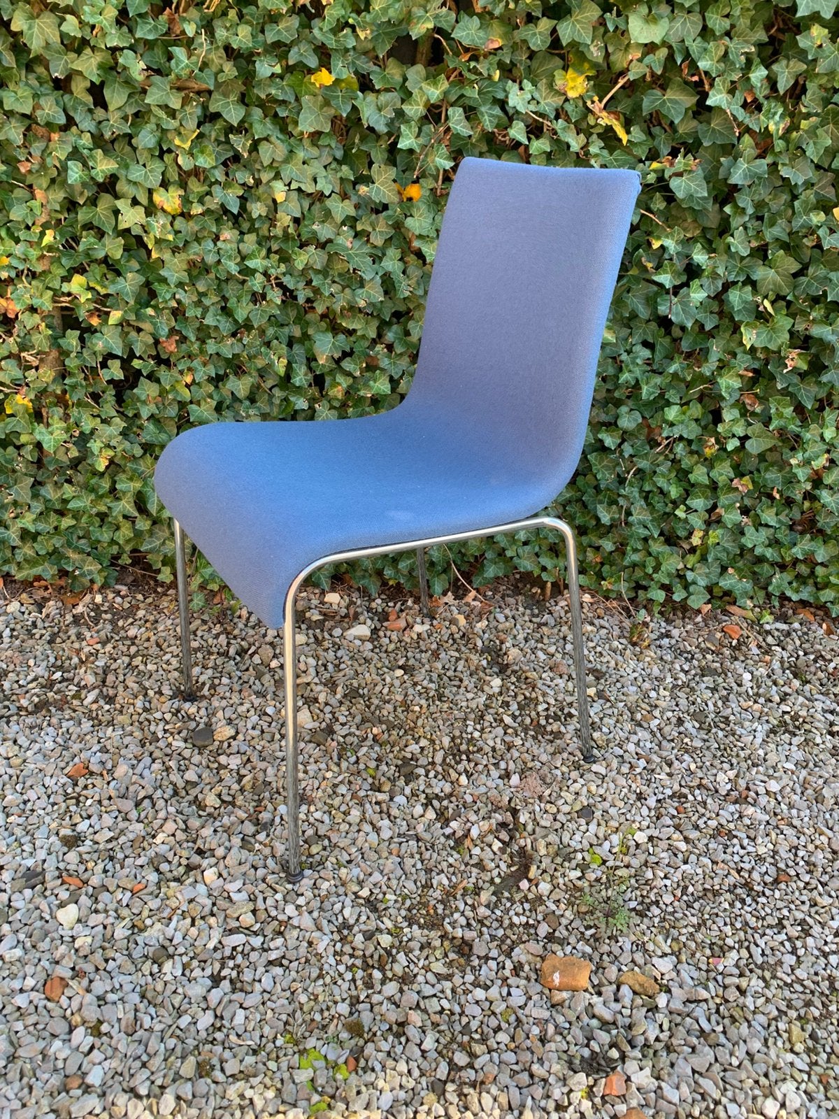 Asia; blauwe design stoel van Crassevig, Ophalen, Zo goed als nieuw