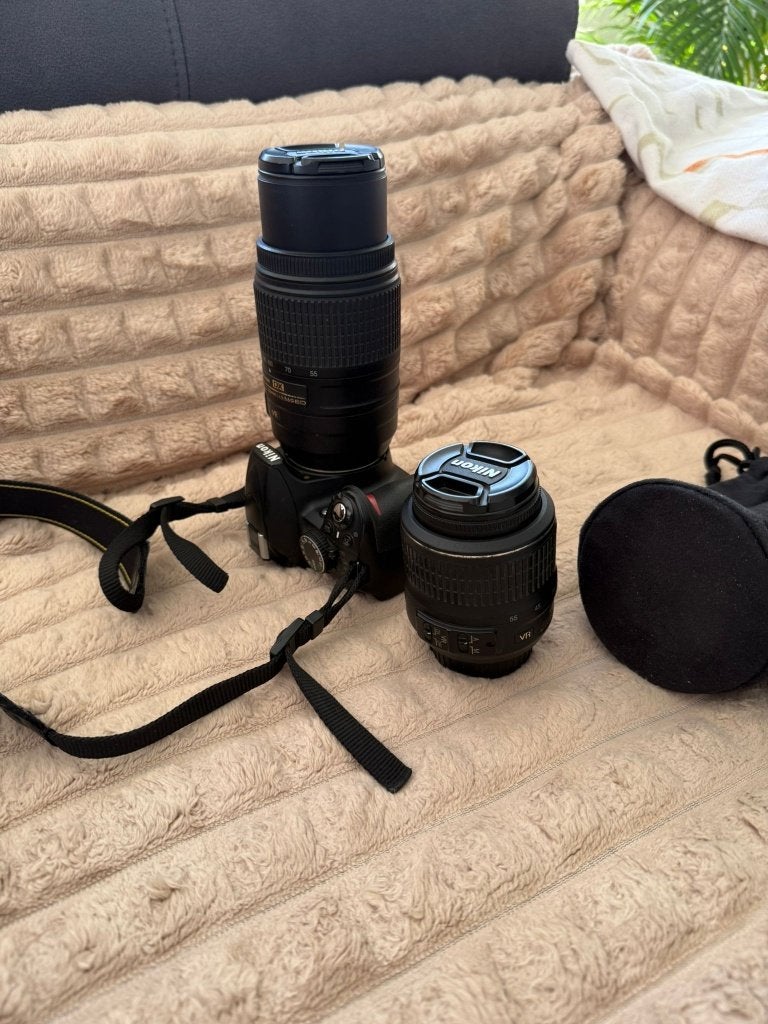 Nikon DSLR D3100 (18-55mm lenzen;55-300mm lenzen;16gb kaart), Audio, Tv en Foto, Fotografie | Lenzen en Objectieven, Ophalen, Zo goed als nieuw