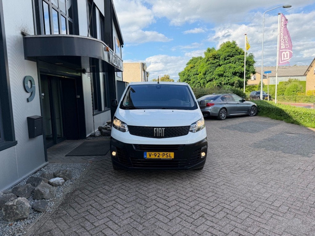 Citroen JUMPY 2.0 MultiJet Extra Lang L3H1 145PK Navi Camera, Voorwielaandrijving, Verwarmde buitenspiegels, 4 cilinders, Citroën