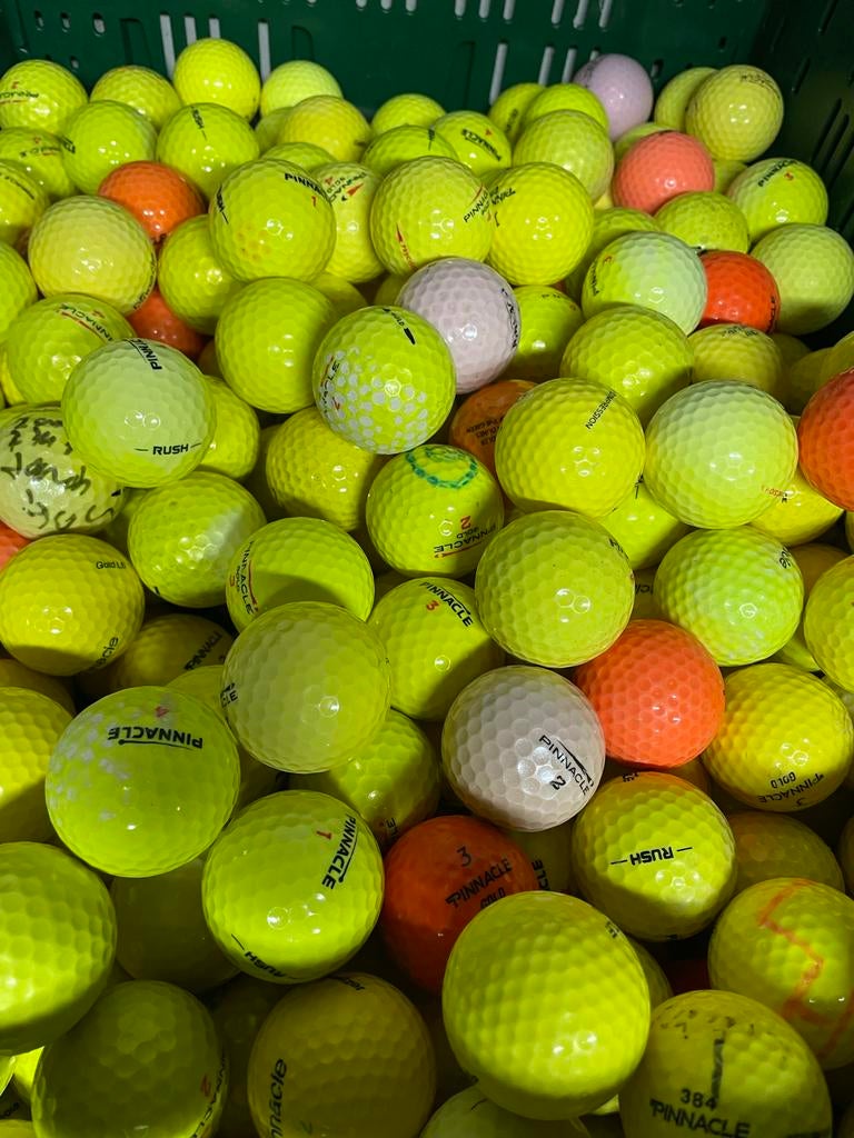 200 Gekleurde Pinnacle Golfballen - Gebruikt, Ophalen, Gebruikt, Bal(len), Overige merken