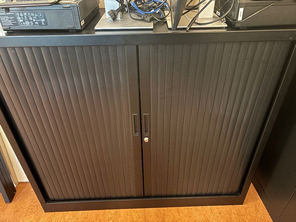 Kast ijzer, Ophalen, Gebruikt, 100 tot 150 cm, 100 tot 150 cm