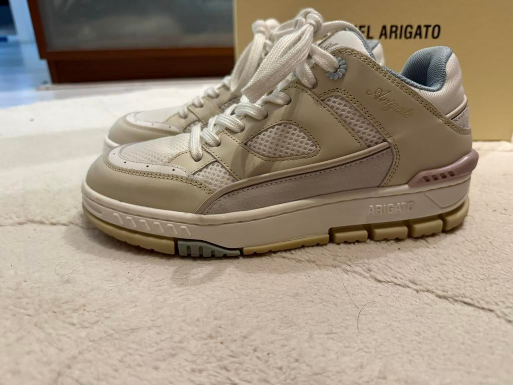 Prachtige axel arigato sneakers dames, Ophalen, Zo goed als nieuw, Sneakers of Gympen