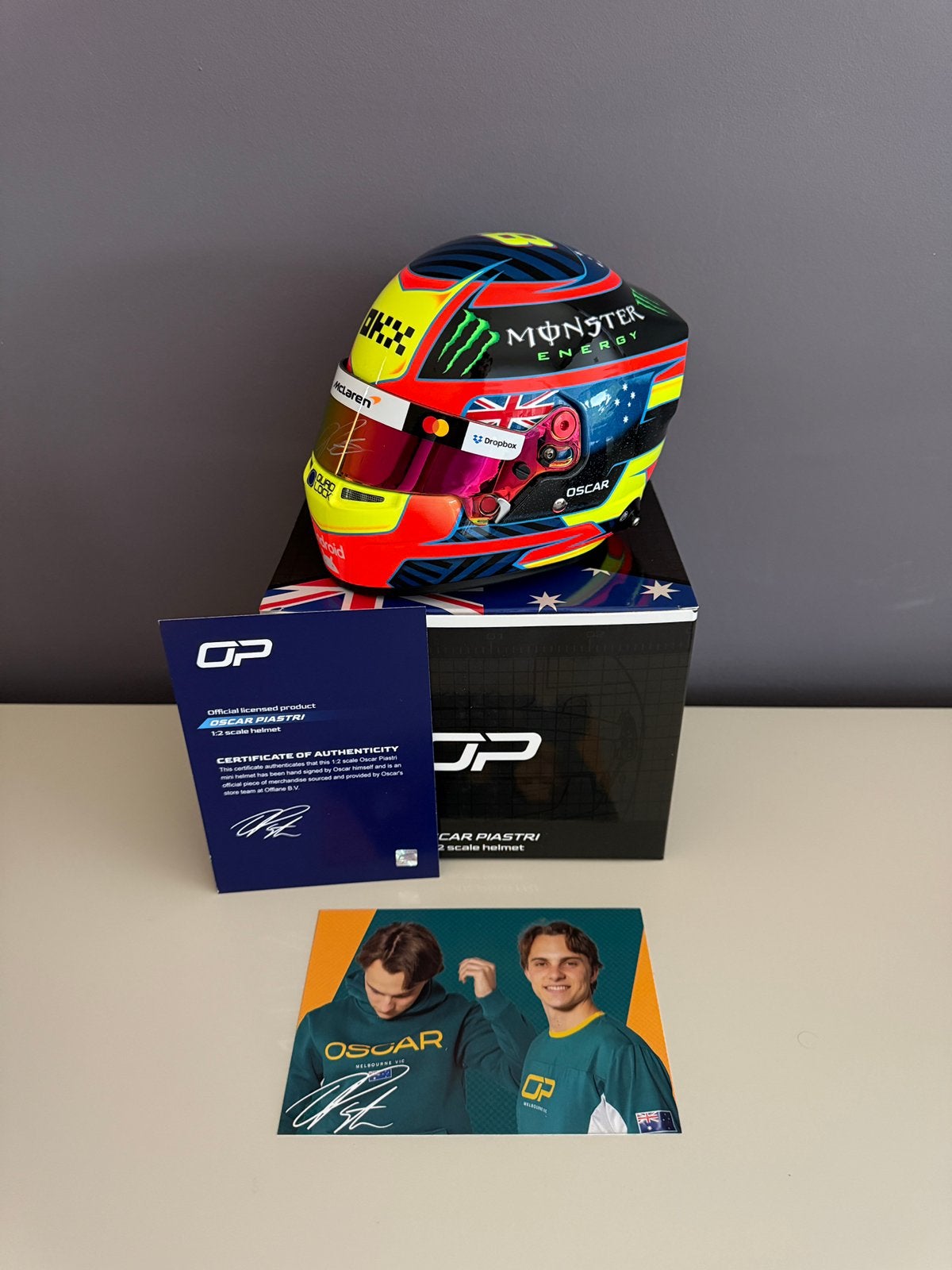 Gesigneerd 2026 1:2 Helm Oscar Piastri McLaren F1, Ophalen of Verzenden, Zo goed als nieuw, Formule 1