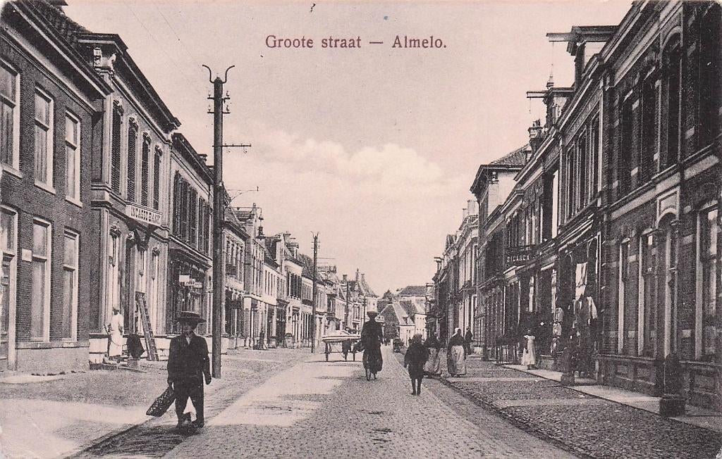 Almelo - Groote Straat met bedrijvigheid FRAAI, Ophalen of Verzenden, Voor 1920, Ongelopen, Overijssel