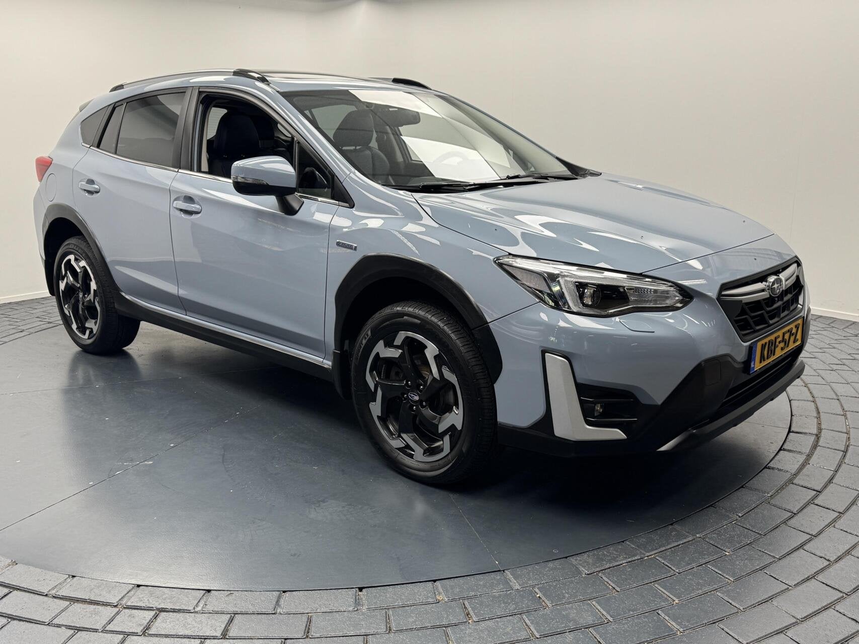 Subaru XV 2.0i e-BOXER Luxury AWD-Automaat-Panoramadak-Leder, Auto's, 1528 kg, 4 cilinders, Blauw, Leder