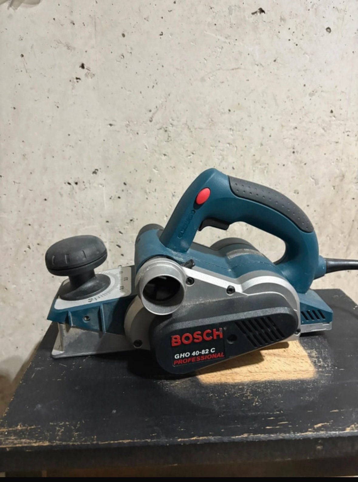 Bosch Professional GHO 40-82 C elektrische schaafmachine, Verzenden, Zo goed als nieuw