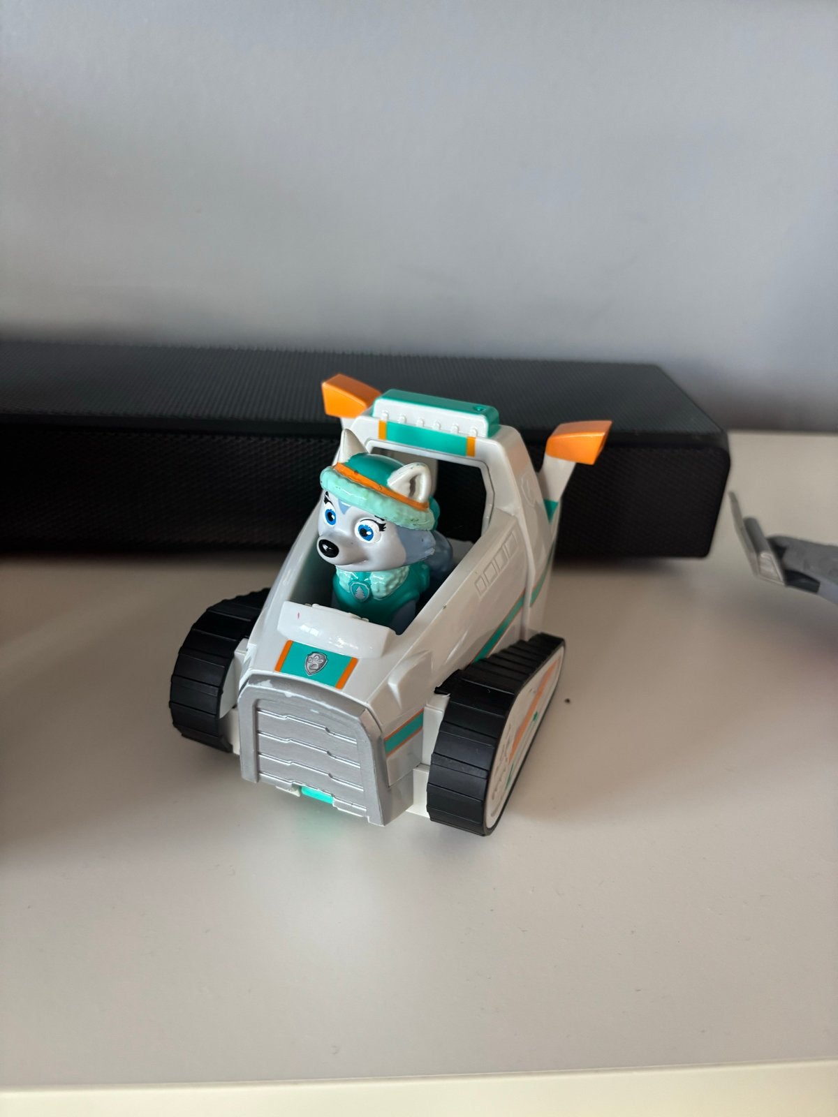 Paw Patrol Everest sneeuwscooter speelgoedfiguur, Ophalen of Verzenden, Zo goed als nieuw