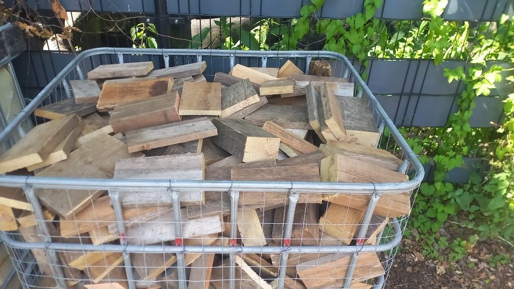 Openhaard, kachel, stookhout droog Rubinia, Tuin en Terras, Haardhout, 6 m³ of meer, Ophalen of Verzenden, Overige houtsoorten