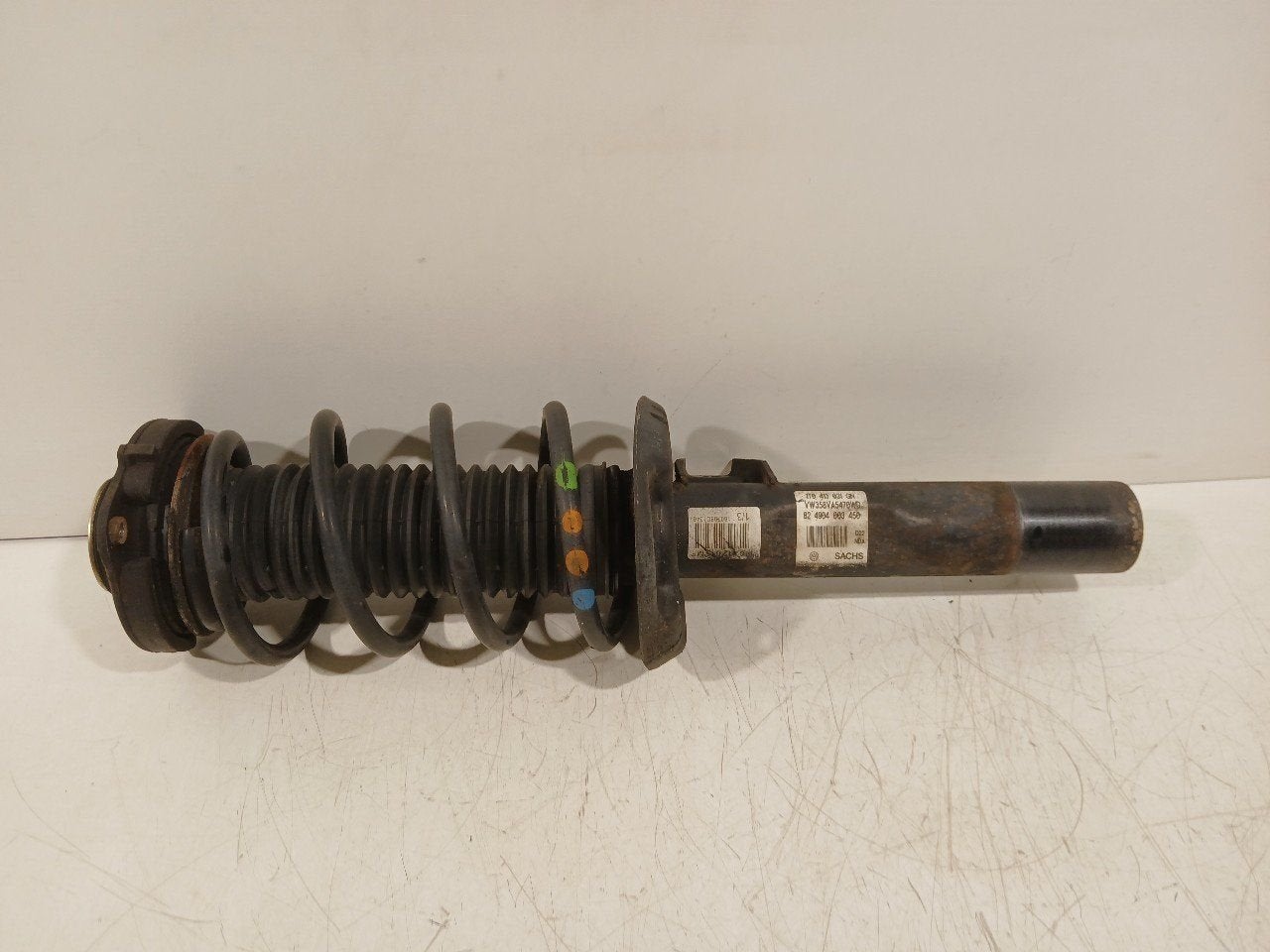Veerpoot rechts voor Volkswagen Golf, Auto-onderdelen, Onderdelen@venauto.nl, Van der Ven Autorecycling B.V., Gebruikt, Ettenseweg 76, 4706 PB Roosendaal, The Netherlands