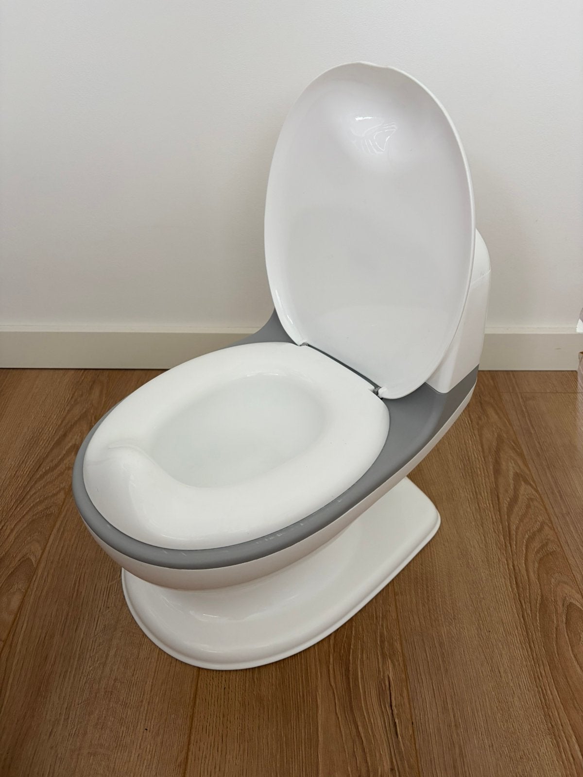 Nûby Peuter Plaspotje met doorspoelgeluid (net echt toilet!), Ophalen, Zo goed als nieuw, Overige typen