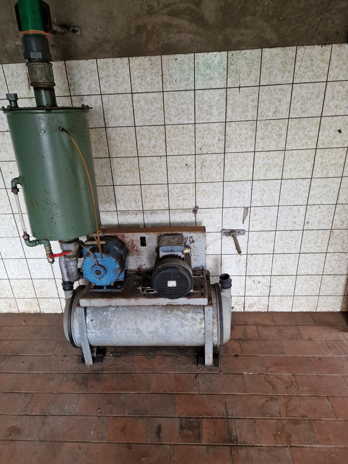 vacuumpompset voor melkstal, Ophalen of Verzenden, Minder dan 60 cm, 30 tot 80 cm