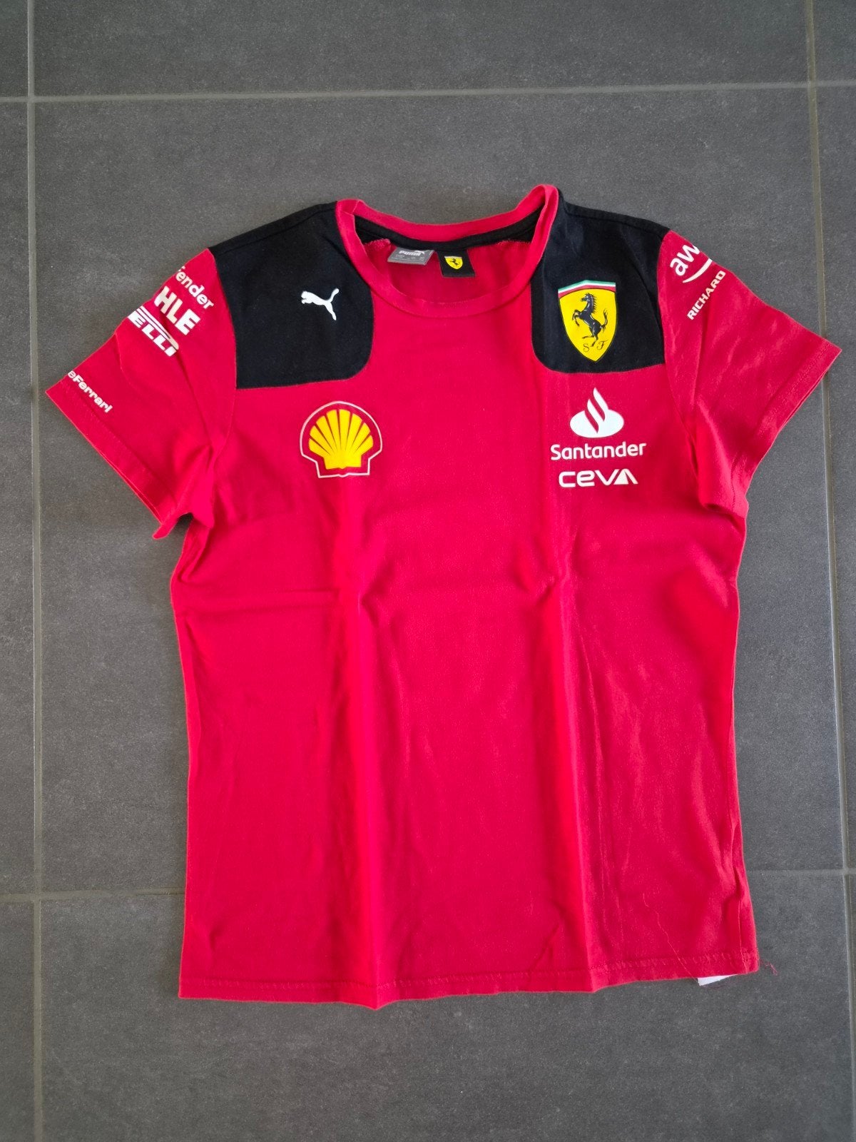 Ferrari t-shirt maat 164, Gebruikt, Jongen of Meisje, Puma, Ophalen of Verzenden