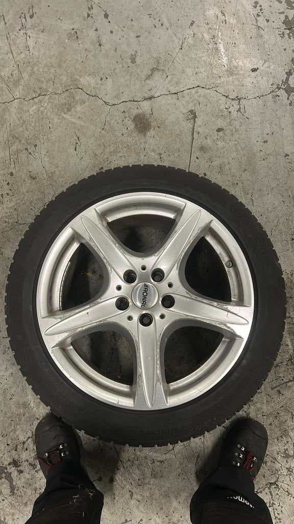 Band met velg afkomstig mercedes W211, Ophalen of Verzenden
