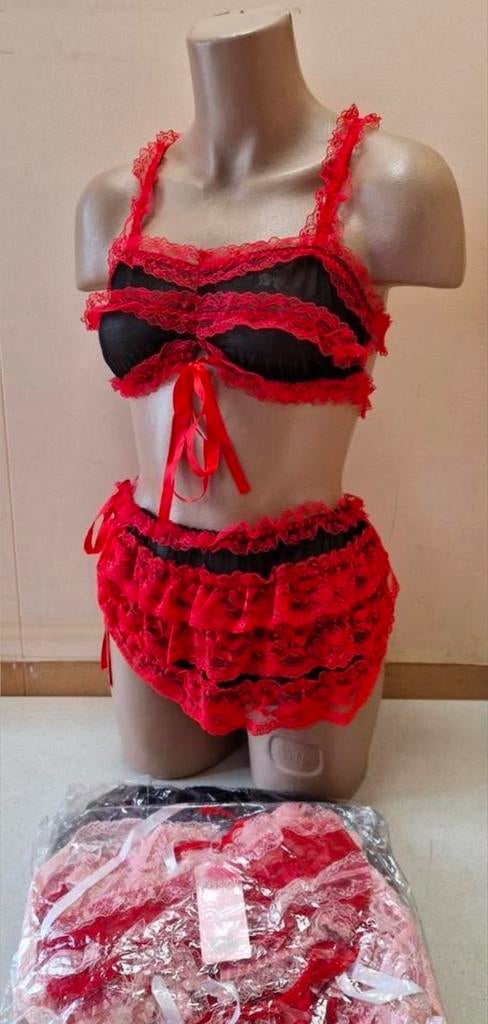 Partij lingerie setjes 24 sets € 1,- p.st., Ophalen of Verzenden, ., ., .