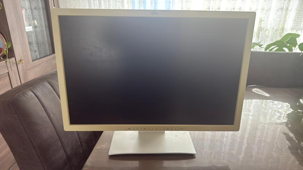 Fujitsu B24-6 LED monitor 2 stuks, Computers en Software, Monitoren, Ophalen, Full HD, Zo goed als nieuw, 61 t/m 100 Hz