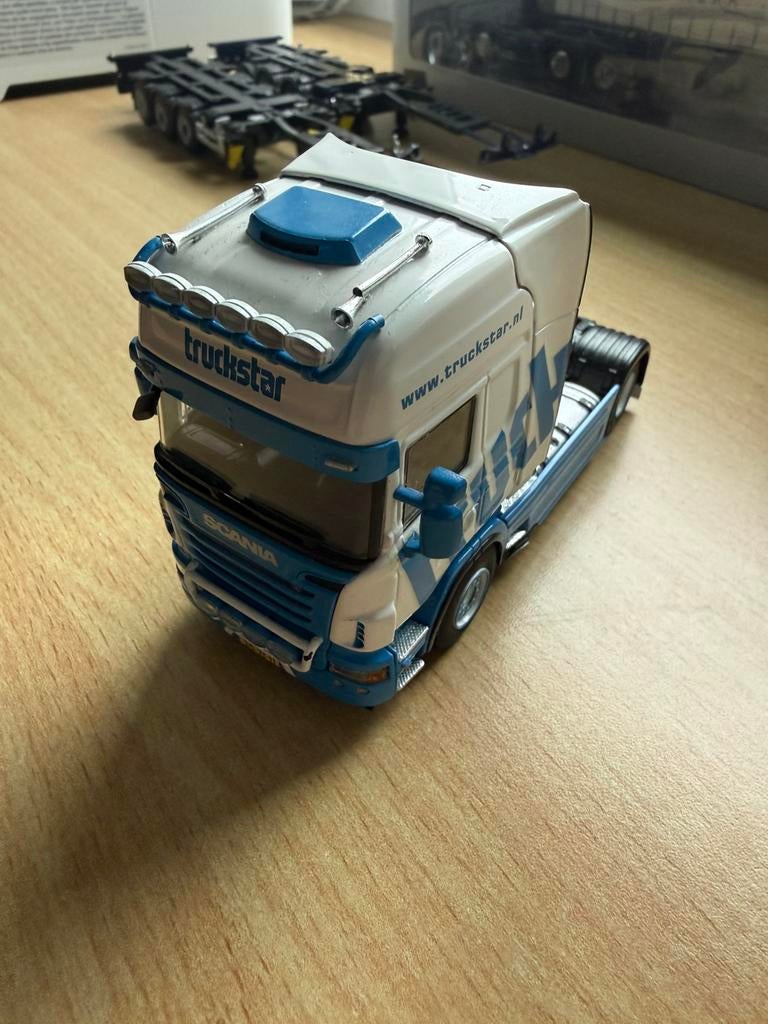 trekker truckstar, Hobby en Vrije tijd, Modelauto's | 1:50, Ophalen of Verzenden, Zo goed als nieuw, Bus of Vrachtwagen, Wsi