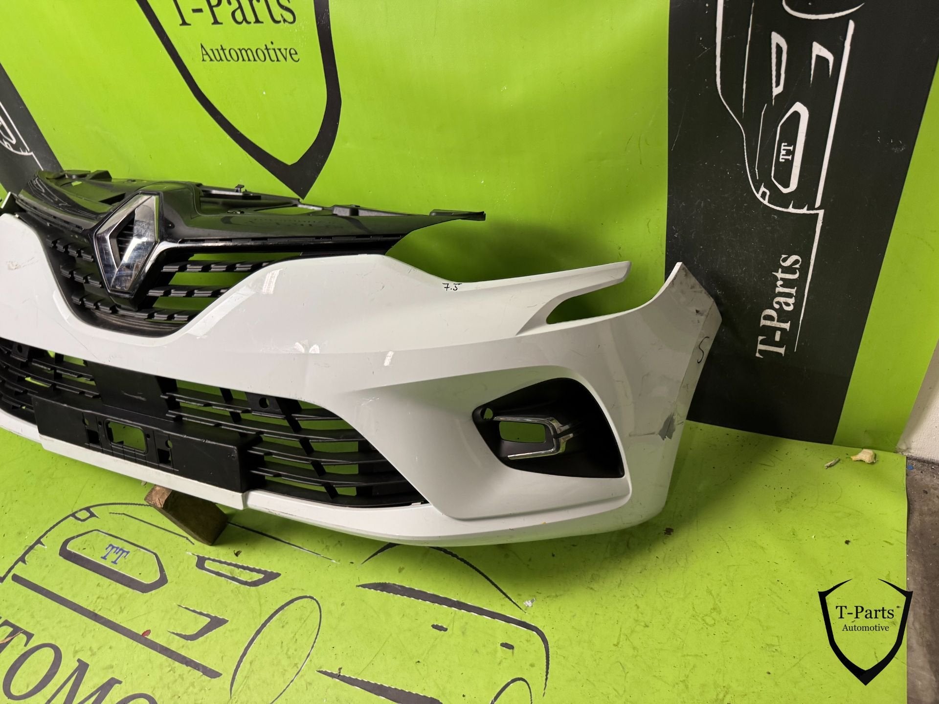 renault clio 5 voorbumper bumper, Renault Group, Gebruikt, Contact.group@renault.com, Renault