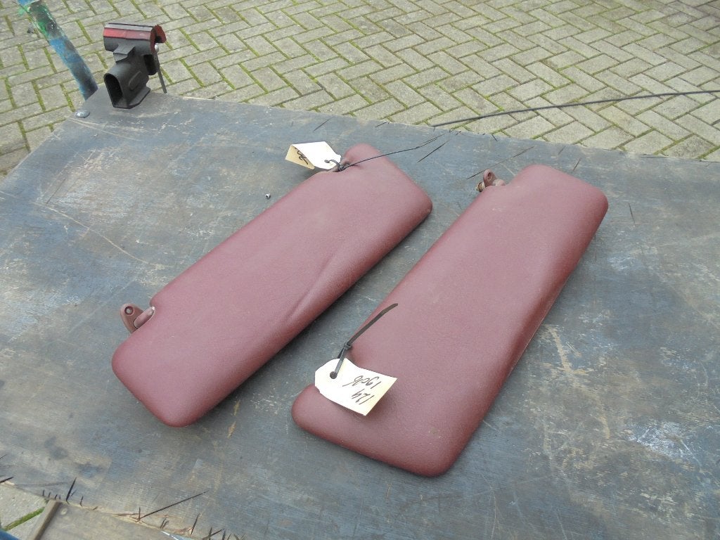 Zonneklep w124 met verlichting rood, Auto-onderdelen, Ophalen of Verzenden, Gebruikt, Mercedes-Benz