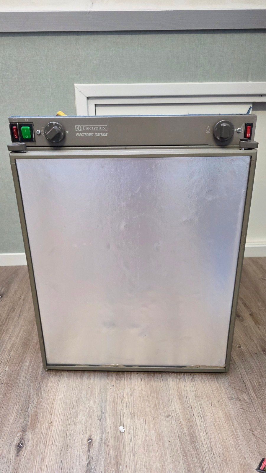 Electrolux RM2210 Koelkast vriesvak voor camper/caravan, Gebruikt, 75 tot 100 liter, 45 tot 60 cm, Met vriesvak