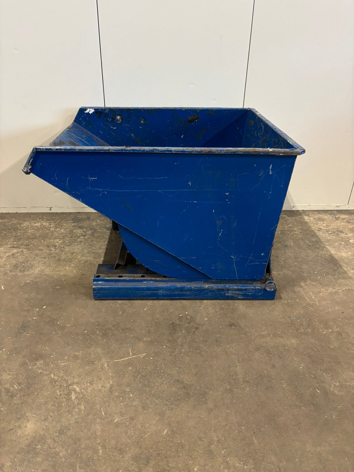 Kiepbak 600L / kantelbak / heftruckbak / kiepcontainer, Doe-het-zelf en Verbouw, Transportwagens, Ophalen, Gebruikt, Transportkar
