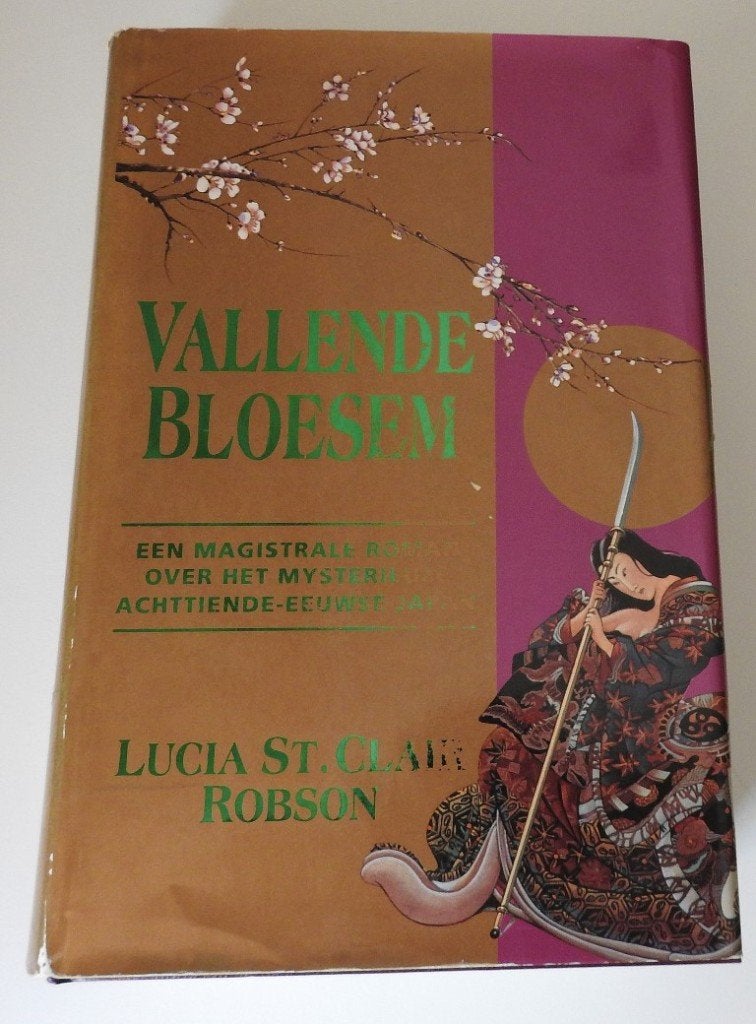 roman  Vallende bloesem, Verzenden, Gelezen, Lucia St Claire.