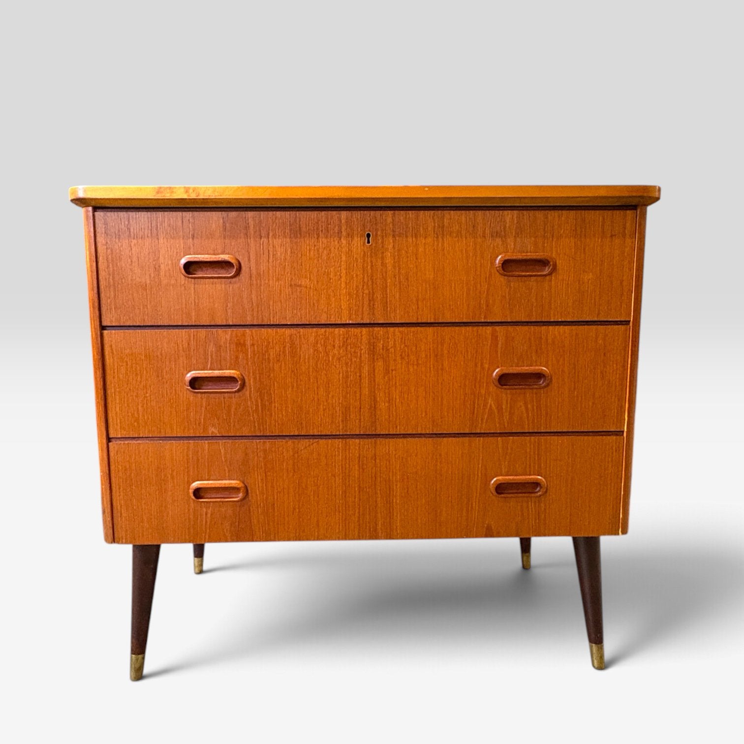 Mooie compacte teak ladekast uit de jaren ’50/’60, Teakhout, ?, 3 of 4 laden, Minder dan 100 cm
