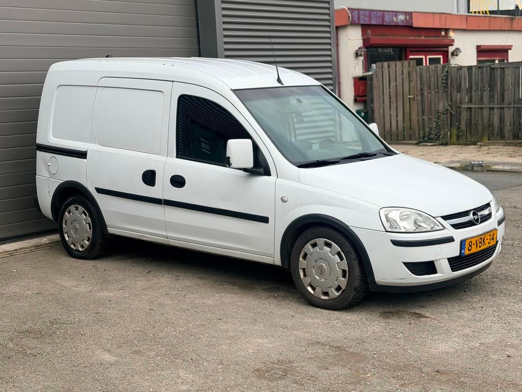 Opel Combo 1.3 CDTi Comfort, Auto's, Gebruikt, 4 cilinders, 1210 kg, Origineel Nederlands