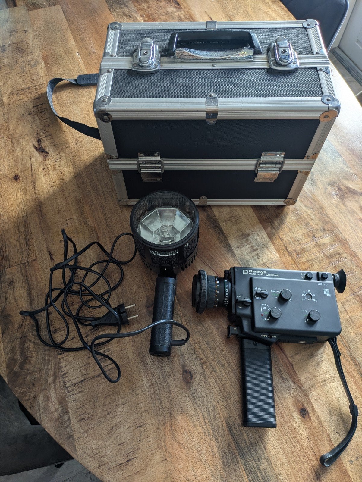 Sankyo Sound XL-420 Supertronic 8mm camera, Philips PSG 01, Audio, Tv en Foto, Ophalen of Verzenden, 8mm, Camera