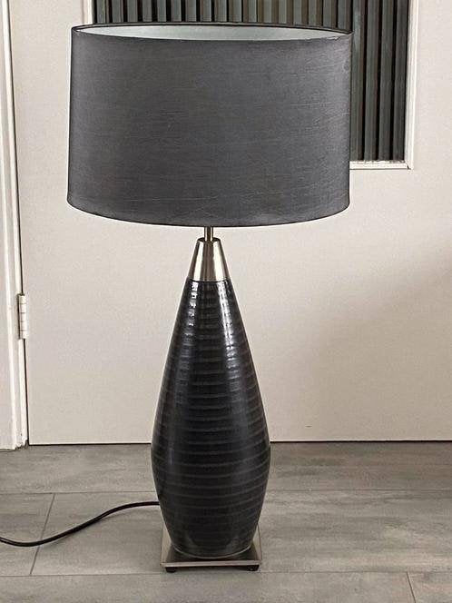 Tafellamp met kap, Ophalen, Zo goed als nieuw, Overige materialen, 50 tot 75 cm
