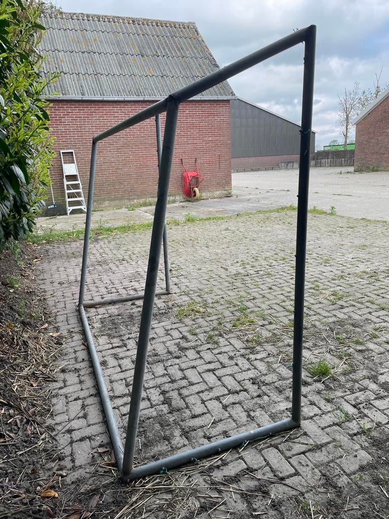 Stevig voetbaldoel - 2.45m breed, 2.00m hoog, Sport en Fitness, Maat XS of kleiner, Ophalen, Zo goed als nieuw, Overige typen
