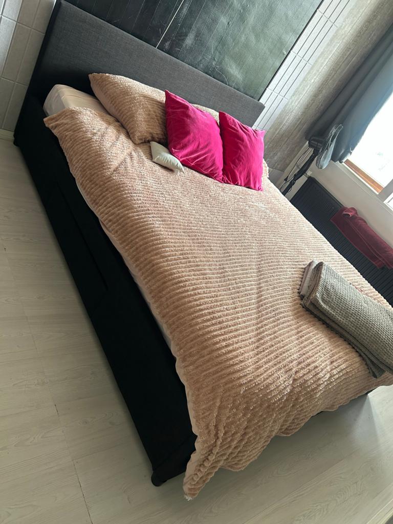 Zo goed als nieuw bed 160x200 met 4 opberglades, Ophalen, Tweepersoons, Zo goed als nieuw, 200 cm