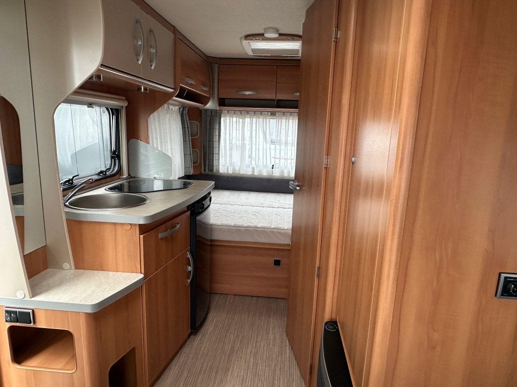 Eriba Nova Light MOVER, Caravans en Kamperen, Caravans, Bedrijf, Treinzit, Eriba, Schokbreker