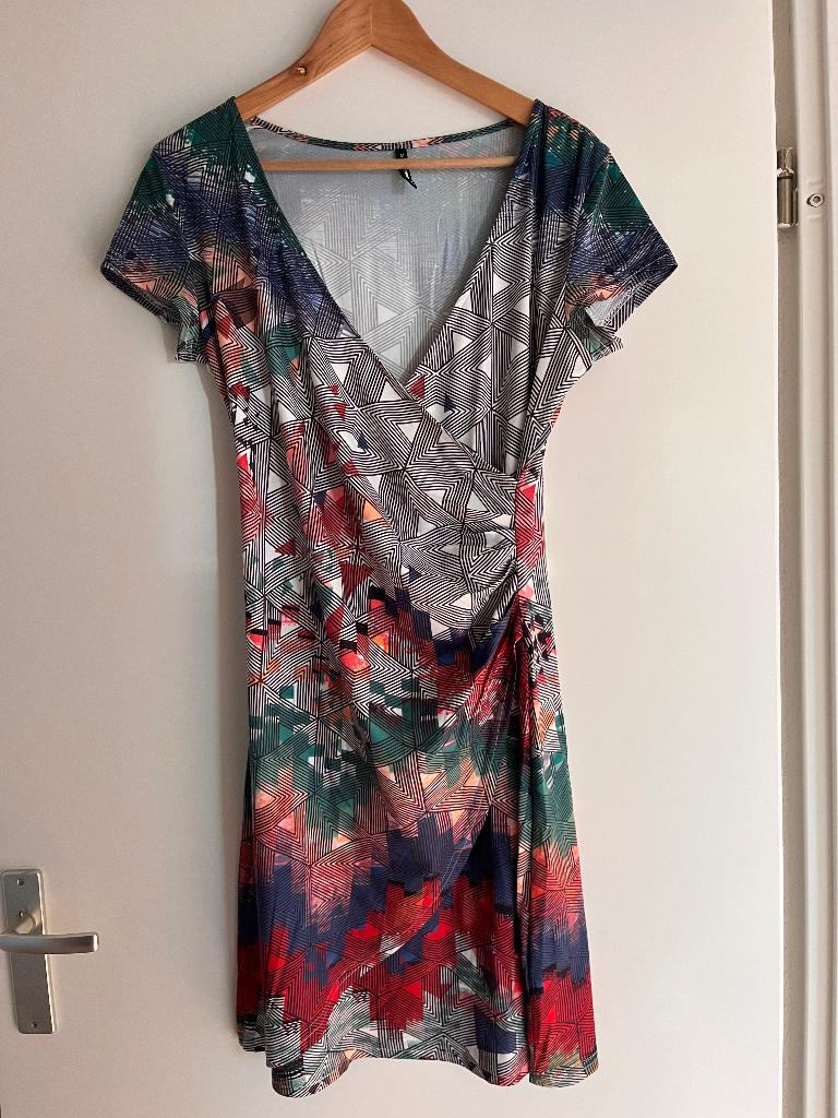 Jurkje Smash maat S, Kleding | Dames, Jurken, Ophalen of Verzenden, Gedragen, Maat 38/40 (M), Boven de knie