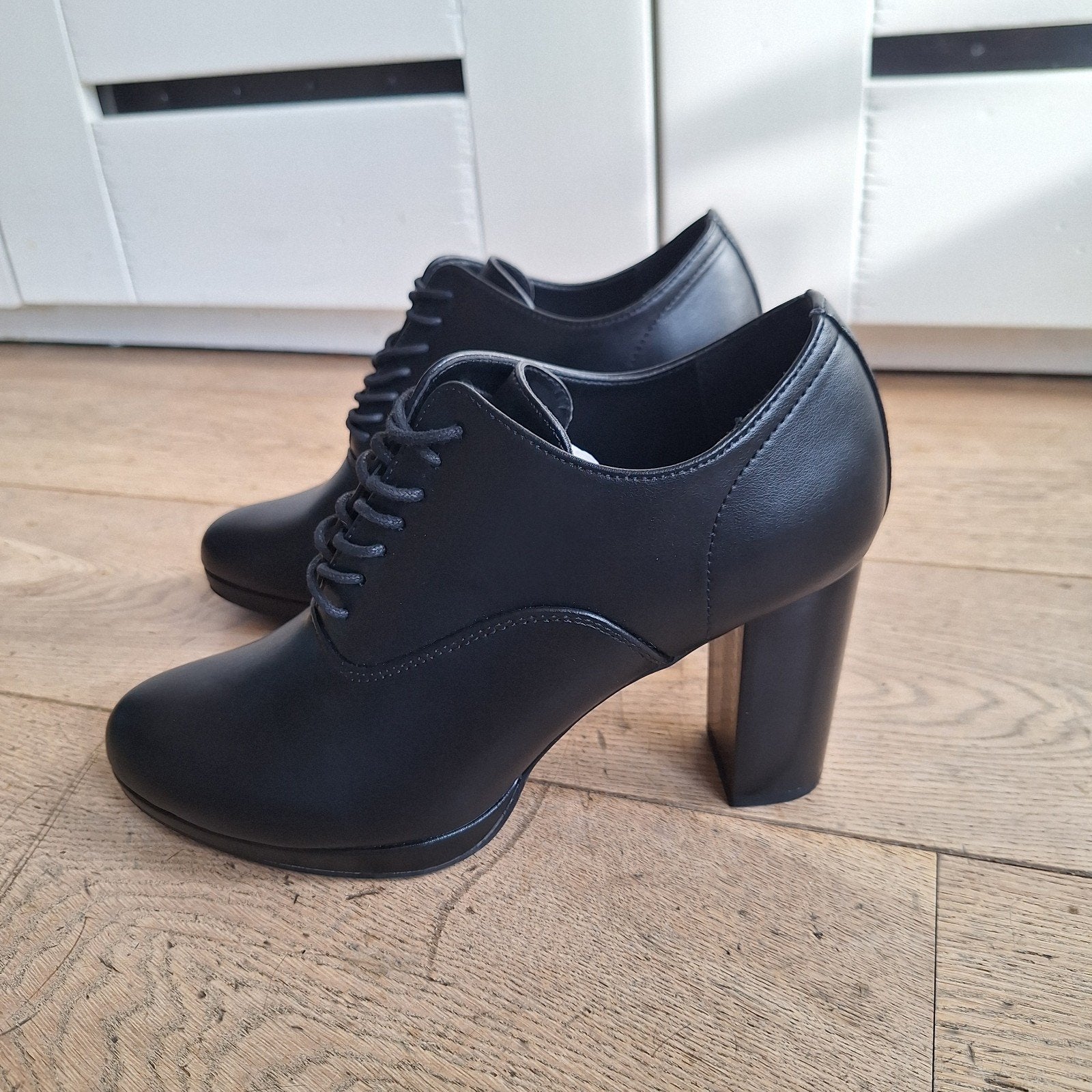 Veterschoenen met hak Anna Field maat 43, Kleding | Dames, Schoenen, Zo goed als nieuw, Pumps, Zwart, Ophalen of Verzenden