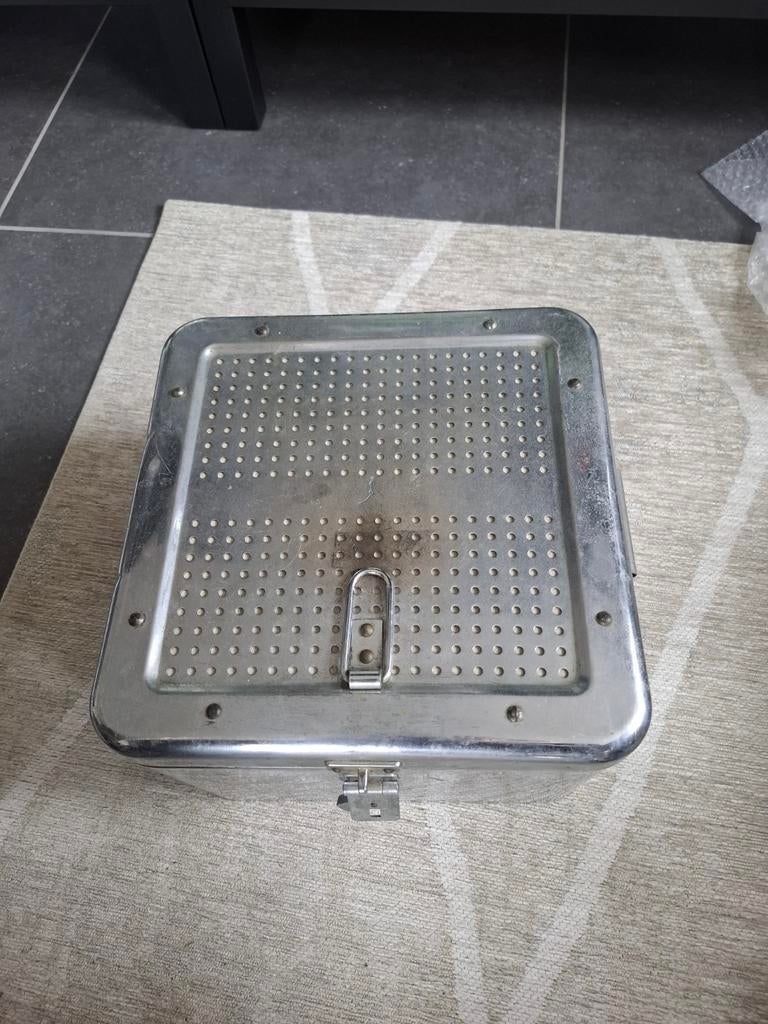 Steriliseertrommel, Diversen, Ophalen