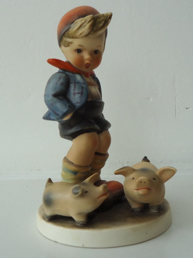 Oude hummel 66 no Schweinehirt, Farm boy, met kroon stempel, Verzamelen, Ophalen of Verzenden, Zo goed als nieuw, Hummel