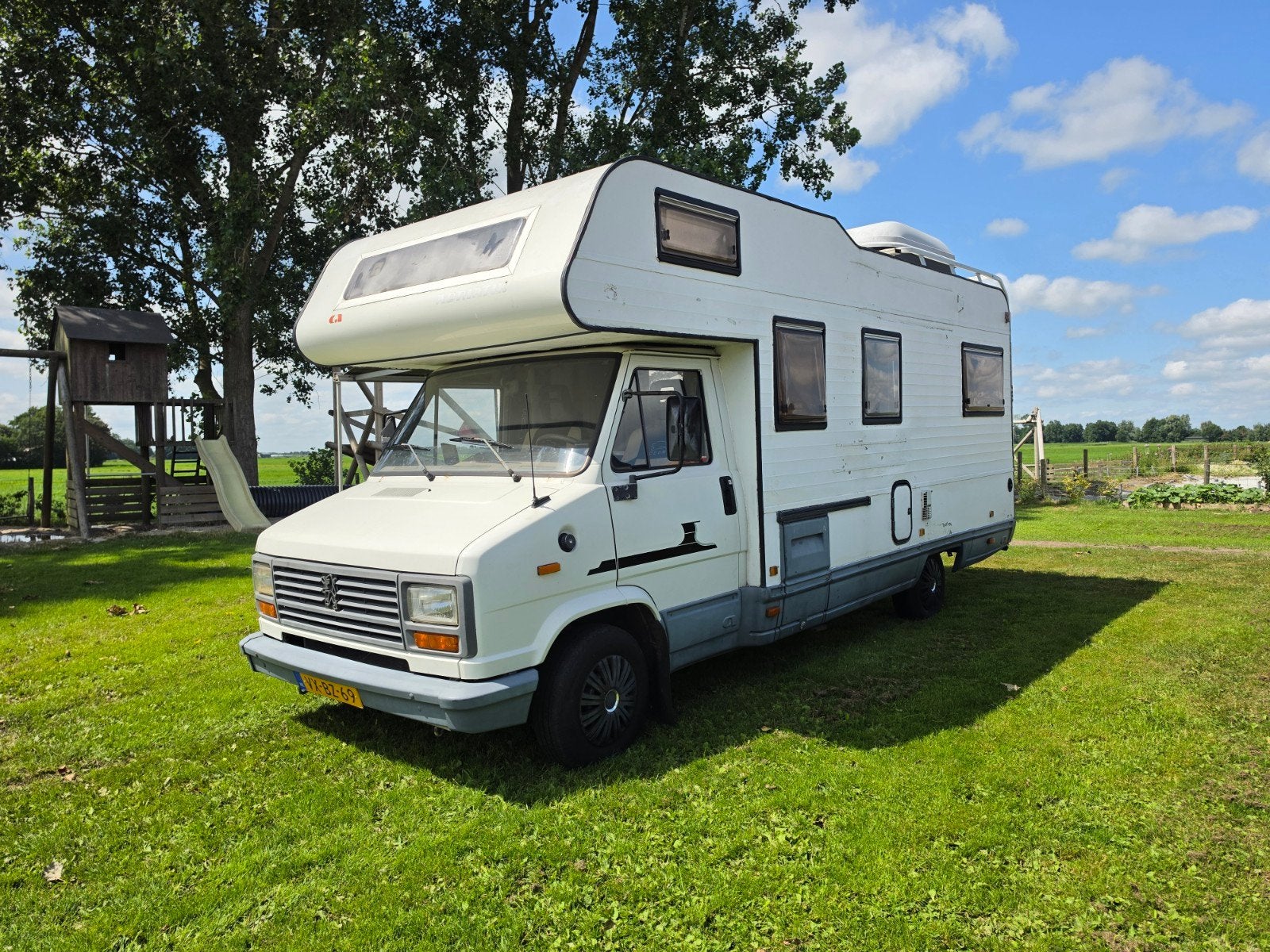 Caravans And Camping Peugeot