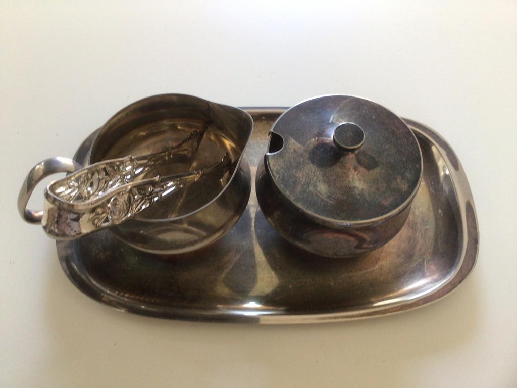 Vintage Suiker- en Melkstel met Dienblad en Suikertang, Antiek en Kunst, Antiek | Goud en Zilver, Ophalen, Zilver