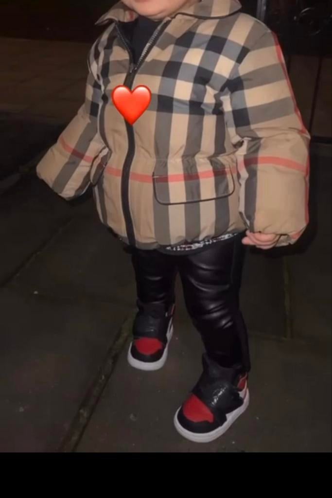 Burberry jasje maat 92 zo goed als nieuw, Kinderen en Baby's, Kinderkleding | Maat 92, Ophalen of Verzenden, Zo goed als nieuw