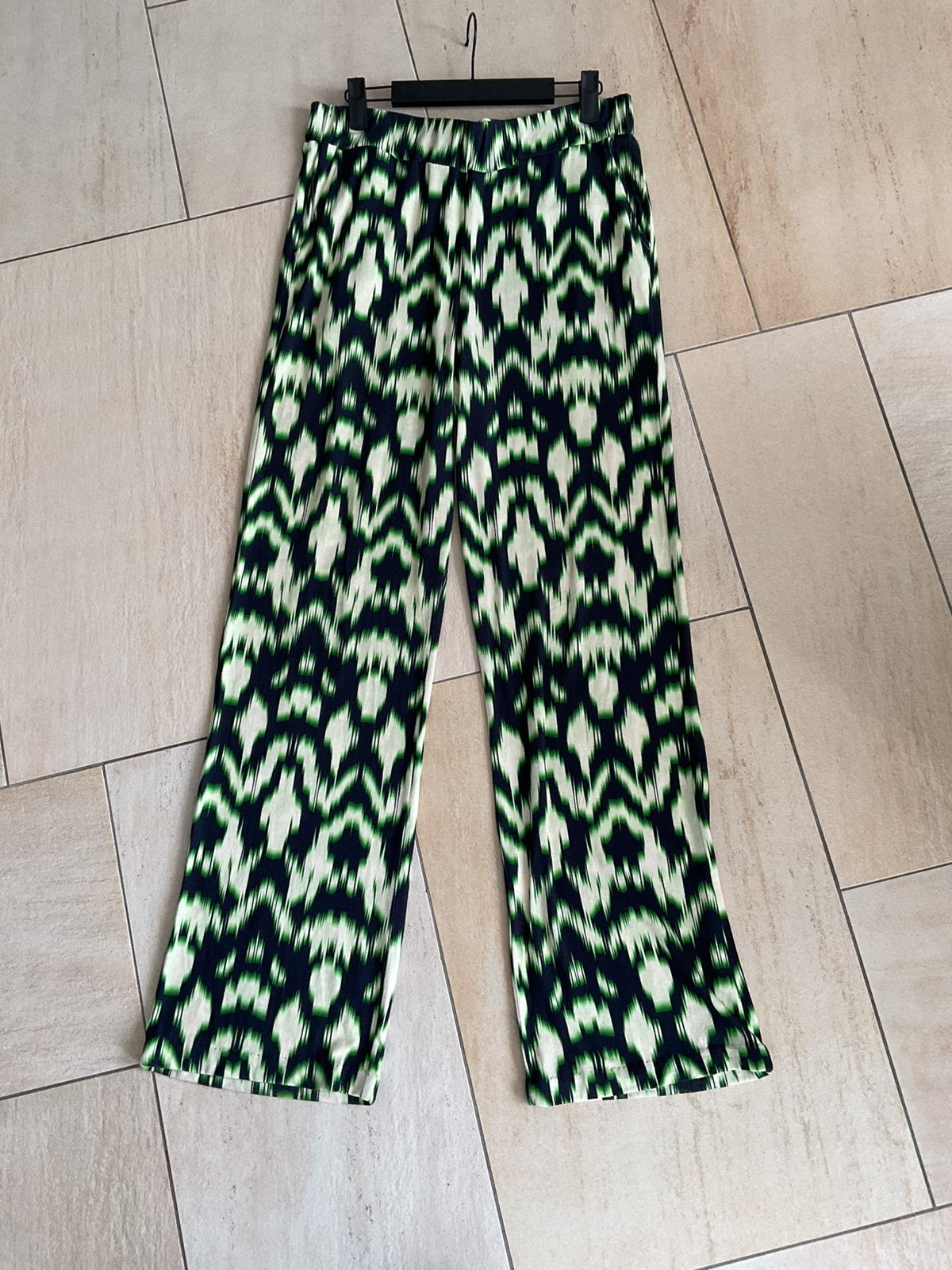 Geisha broek maat M/38, Maat 38/40 (M), Verzenden, Lang, Gedragen