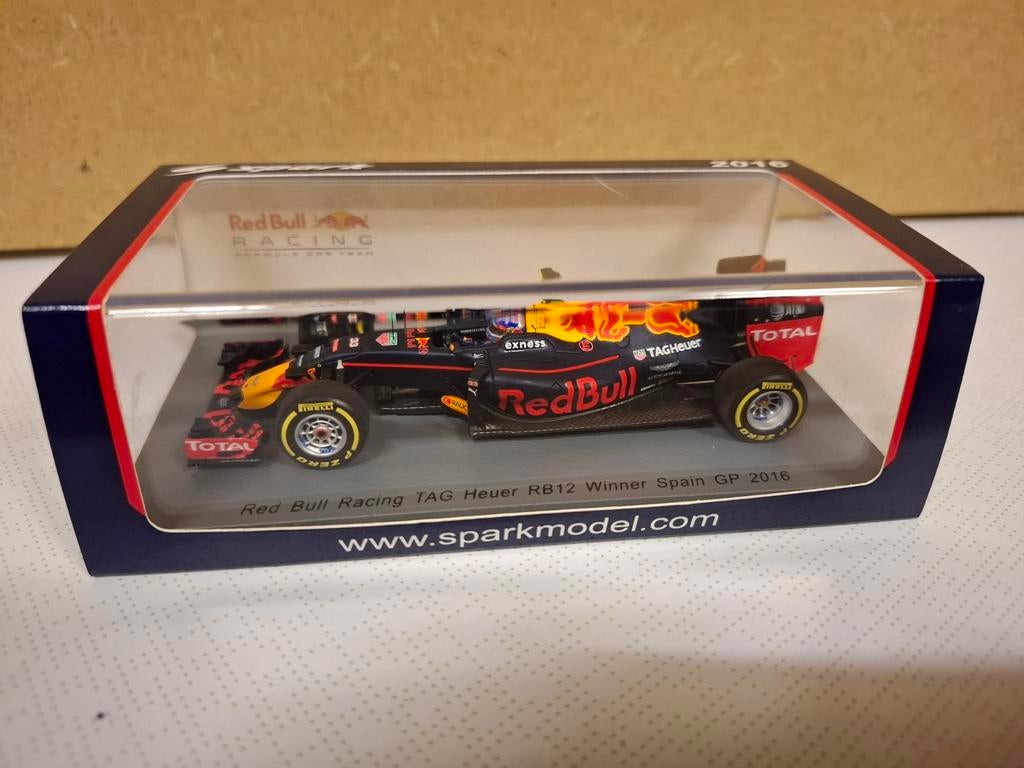 max verstappen spanje 2016, Hobby en Vrije tijd, Modelauto's | 1:43, Ophalen of Verzenden, Nieuw, Auto, Overige merken